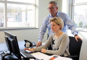 Helmond Precisie auf der FMB Zuliefermesse in Bad Salzuflen 2022