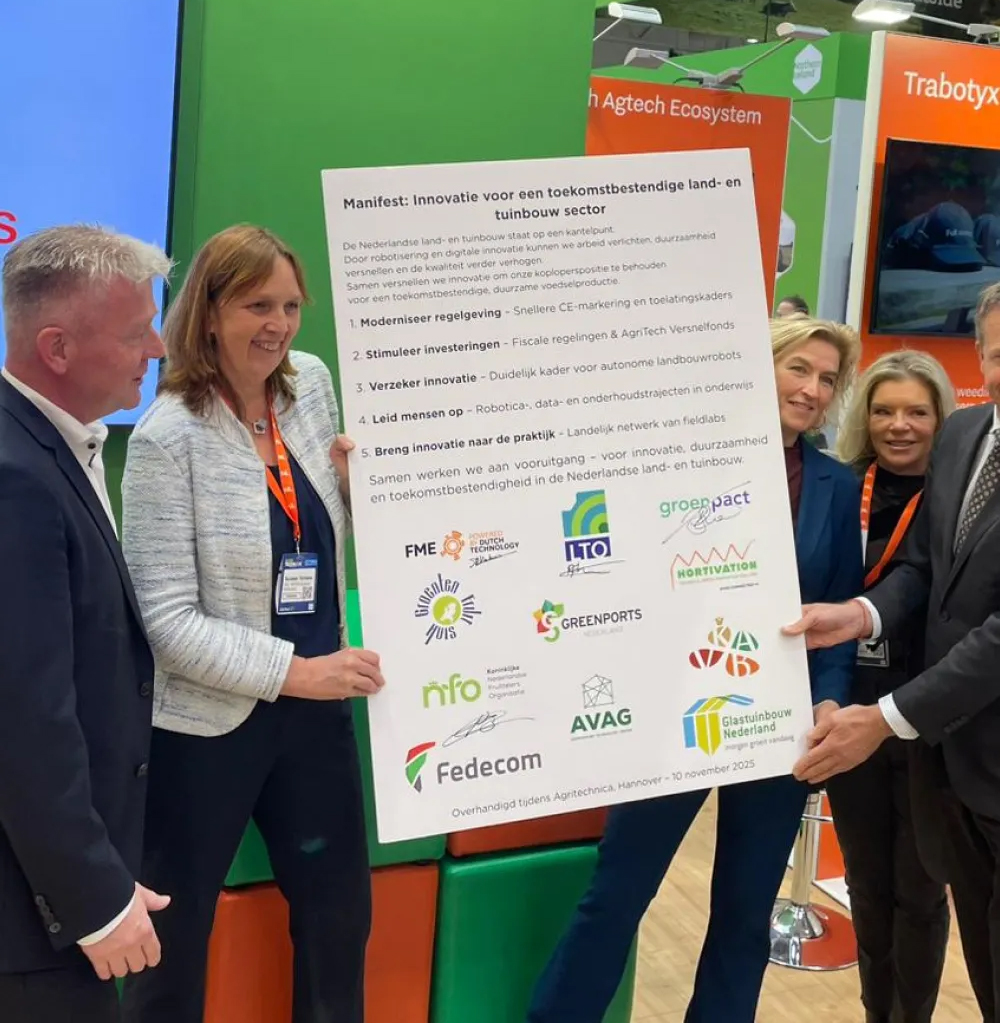 Landwirtschaft Niederlande - Manifest überreicht auf der Agritechnica